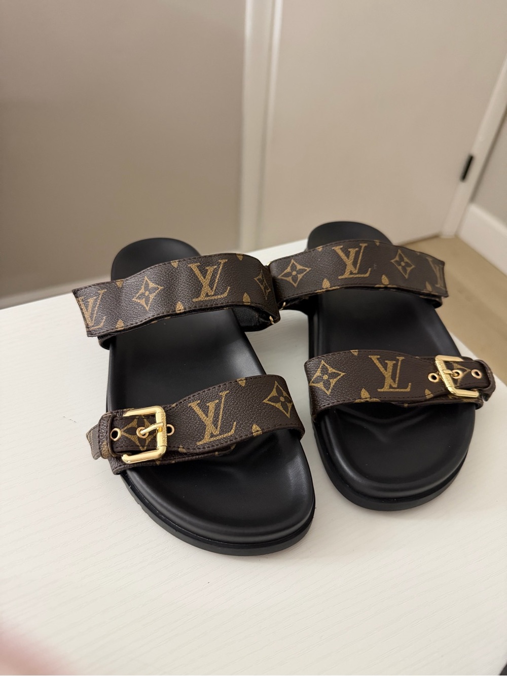 Women’s Designer-Style Sandals | Size 6–7
